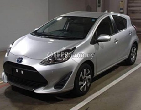 2020 Toyota 1.5L Hybrid Automatic Hatchback