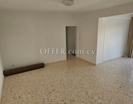 For Sale, Three-Bedroom Apartment in Egkomi