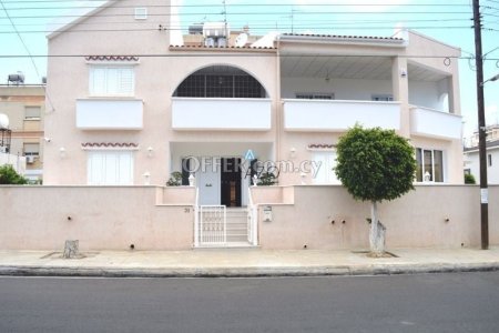 7 Bed House for Sale in Faneromeni, Larnaca - 1