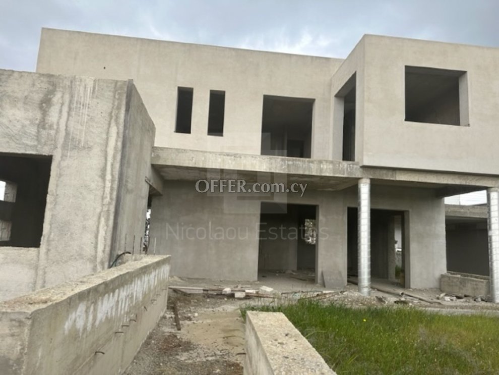 Three Bedroom Luxury Incomplete house For Sale in a Prime Location in Geri Nicosia. - 10