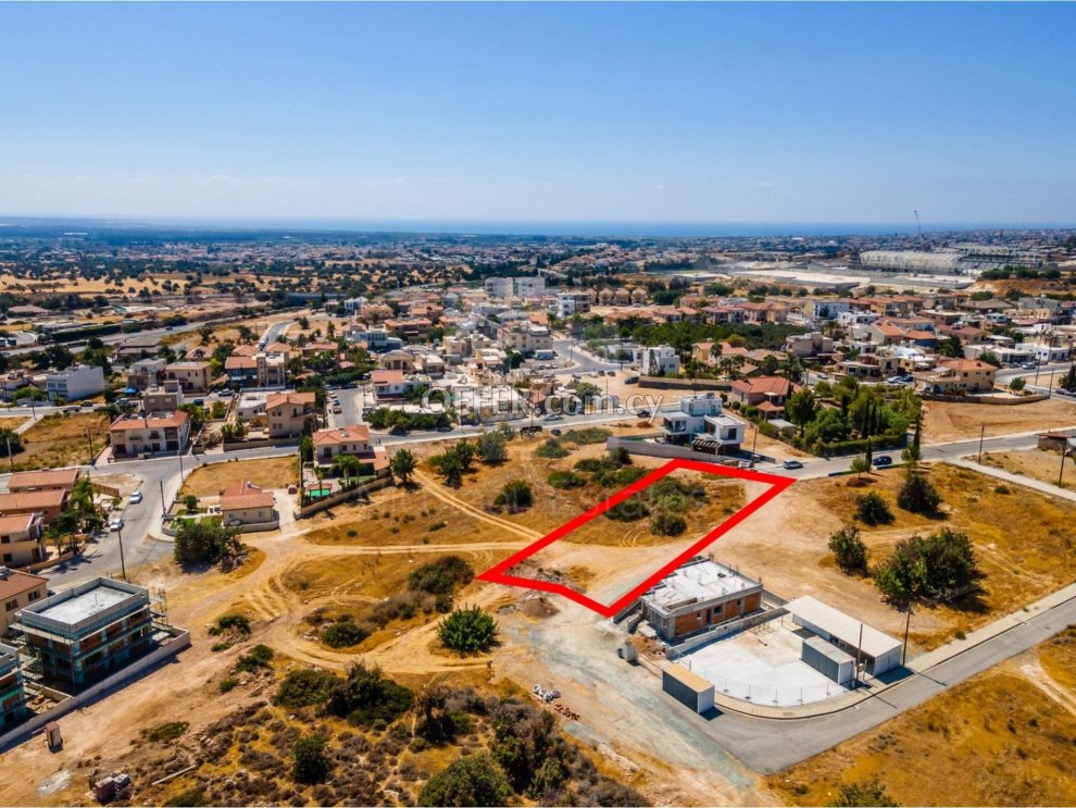 Residential plot in Ypsonas area Limassol - 1