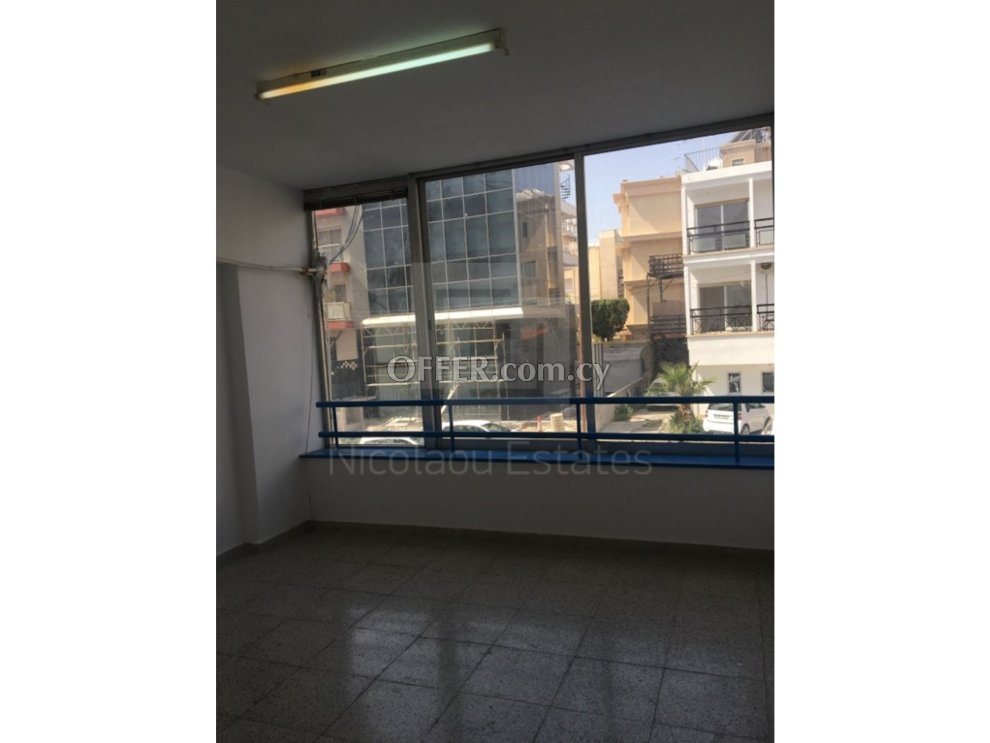 Shop for rent in the business center of Limassol - 3
