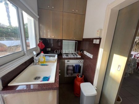 Detached Villa next to the Beach - 11