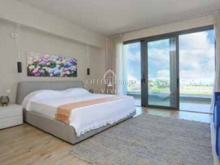 ELEGANTLY DESIGNED AND SPACIOUS 3-BEDROOM VILLA IN CHLORAKA, NEW MARINA AREA, PAFOS - 11