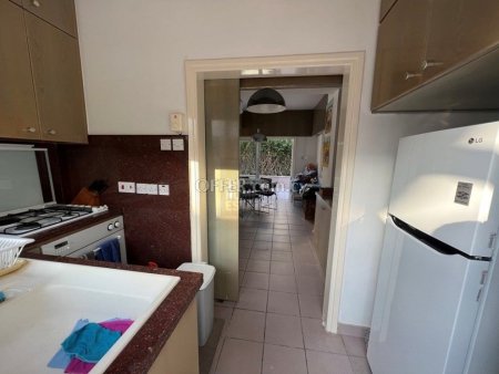 Detached Villa next to the Beach - 10