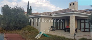 4 Bedroom House  In Dali, On A Plot Of 1,836 Sq.m., Nicosia - 2