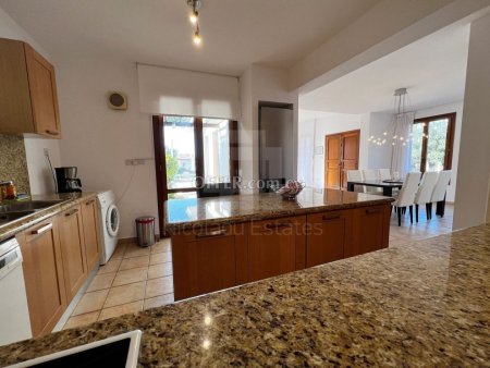 Three bedroom Villa in a green area of Kouklia Village Paphos - 8