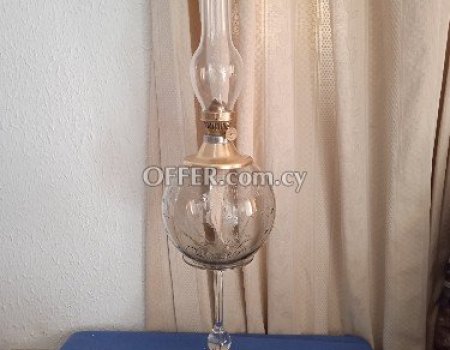 Γυάλινη λάμπα πετρελαίου με σκαλίσματα θαλάσσιων ειδών. - 1