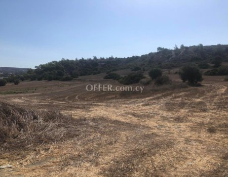 Land of 27979 sq. m. for sale in Monagrouli below the Highway - 3