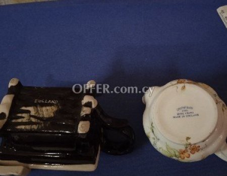 Δύο συλλεκτικές μικρές αγγλικές τσιαγερες πορσελάνης. - 5