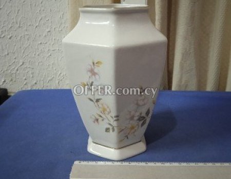 Vintage Alba Julia vase made in Romania in the 70's. - 1