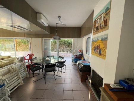 Detached Villa next to the Beach - 18
