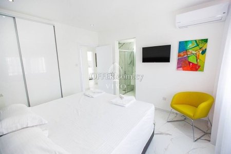 SEA VIEW THREE BEDROOM APARTMENT FOR RENT IN NEAPOLIS - 5