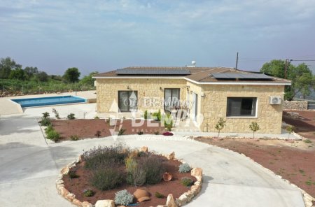 Villa For Rent in Droushia, Paphos - DP3104 - 1