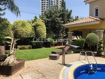  Beautiful 4 Bedroom Villa In Germasoyia Area,Limassol - 1