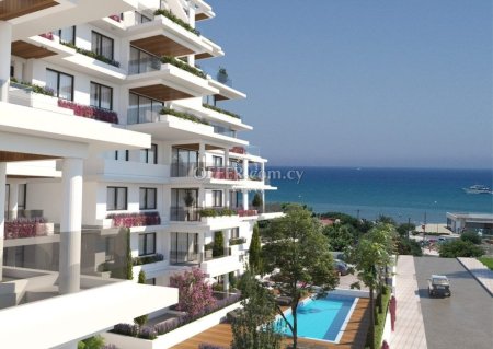 LUXURIOUS THREE BEDROOM GROUND FLOOR APARTMENT WITH GARDEN IN MACKENZIE AREA - 3