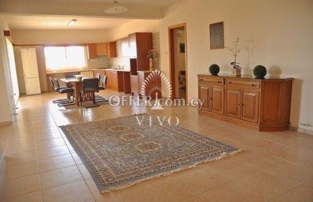 SPACIOUS 3 STOREY RESIDENTIAL BUILDING IN KOLOSSI - 6