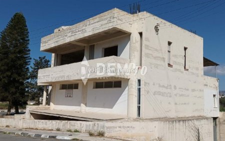 Building For Sale in Paphos City Center, Paphos - DP2941 - 6