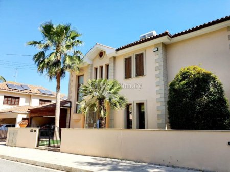 New For Sale €770,000 Maisonette 4 bedrooms, Semi-detached Strovolos Nicosia - 11