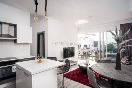 PENTHOUSE OF 3-BEDROOM WITH LARGE VERANDA IN LARNACA CITY CENTER - 11
