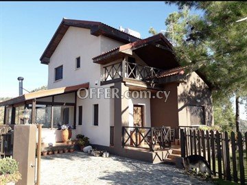 In Excellent Condition 3 Bedroom House On Huge Land In Gourri, Nicosia - 4