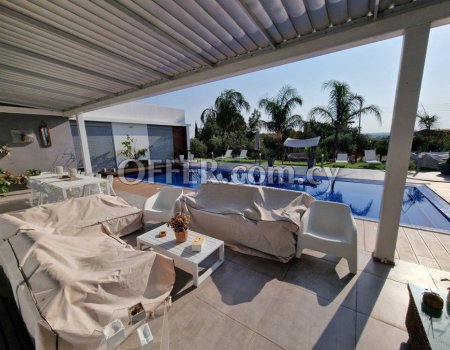 For Sale, Luxury Five-Bedroom Detached House in Deftera - 9