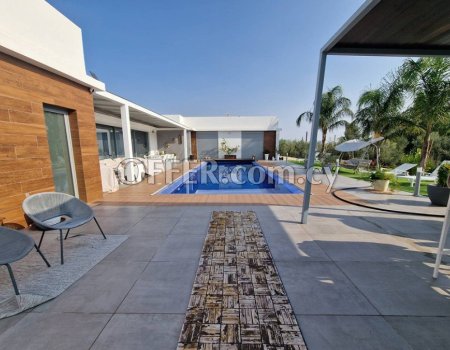 For Sale, Luxury Five-Bedroom Detached House in Deftera - 8