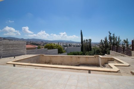 4 bedroom villa in Peyia - 7