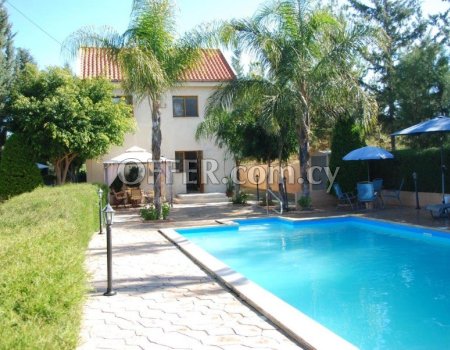 VILLA FOR LONG RENT - 1