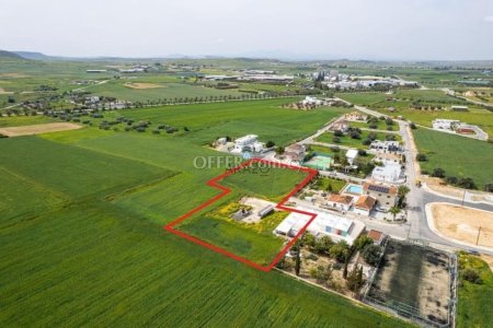 Field for Sale in Athienou, Larnaca - 2