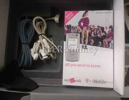Nokia N70 Fashion Cell Phone 2MP Camera 2G 3G 2.4" inch Screen Bluetooth FM Music Phone - 4