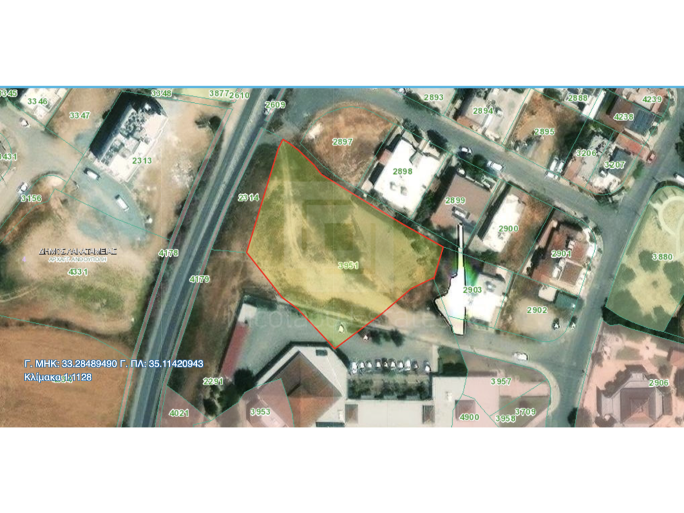 Residential land for sale in Lakatamia Anthoupoli area of 3140 sq.m. near Zorbas Bakeries - 1