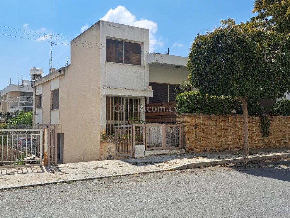 New For Sale €450,000 House (1 level bungalow) 4 bedrooms, Detached Kolossi Limassol - 1