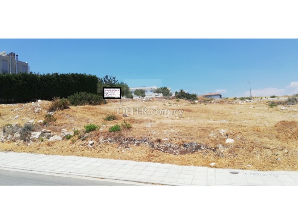 Large residential plot at a privileged point of Green Area Germasogia - 3