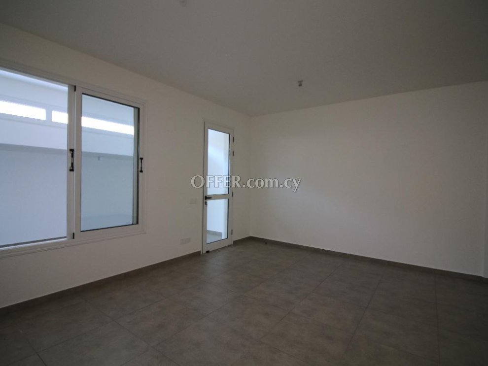 New For Sale €380,000 House (1 level bungalow) 2 bedrooms, Detached Pissouri Limassol - 9