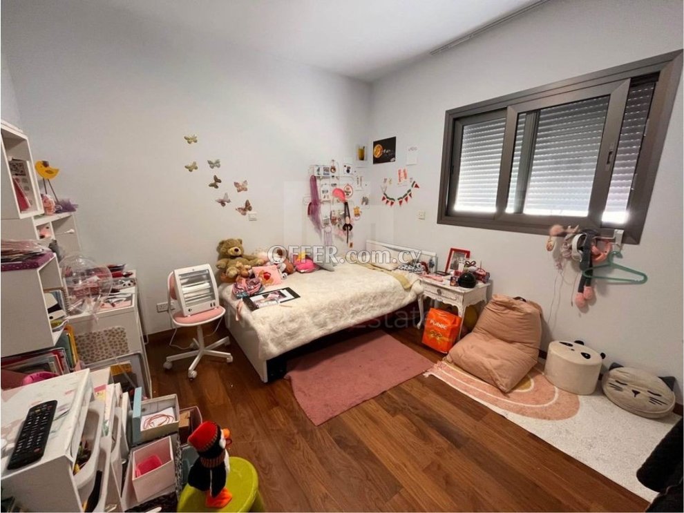 Three bedroom wholefloor luxury apartment in Acropoli - 2