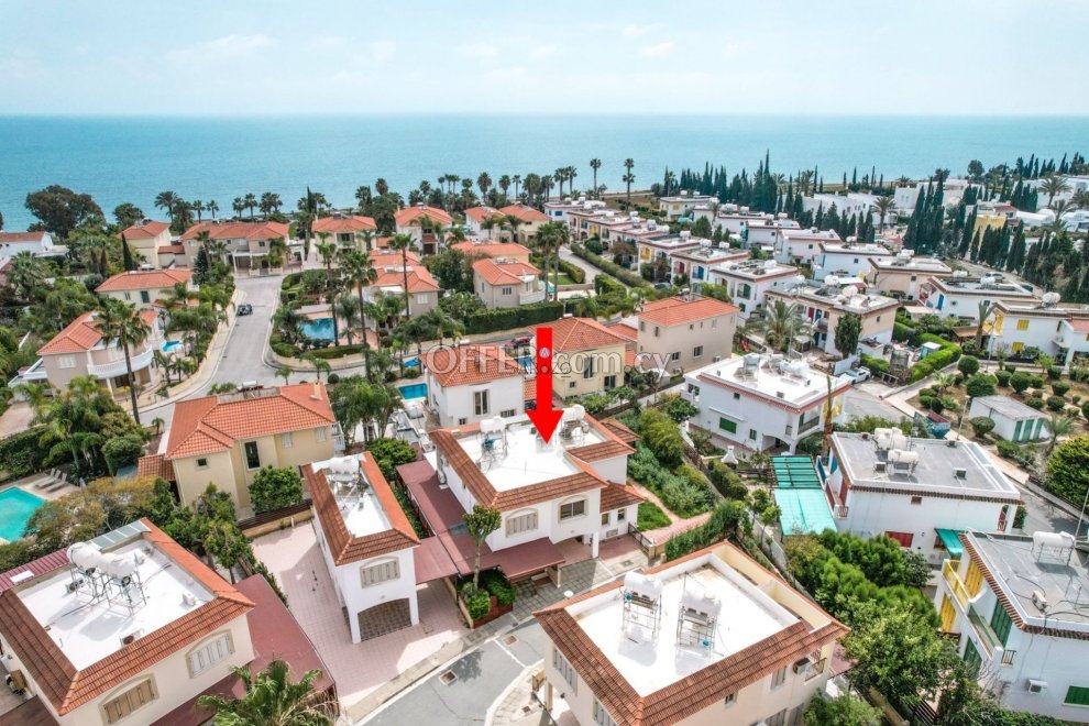 3 Bed Detached Villa for Sale in Pervolia, Larnaca - 9