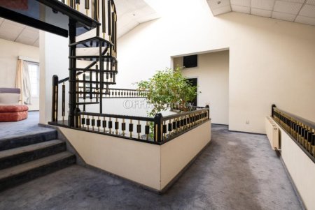 New For Sale €650,000 House (1 level bungalow) 4 bedrooms, Strovolos Nicosia - 2