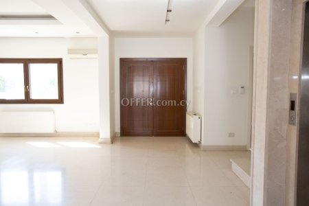 New For Sale €683,550 House (1 level bungalow) 4 bedrooms, Detached Agios Dometios Nicosia - 1