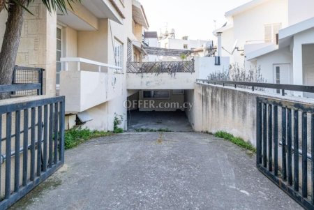 New For Sale €650,000 House 4 bedrooms, Detached Strovolos Nicosia - 1