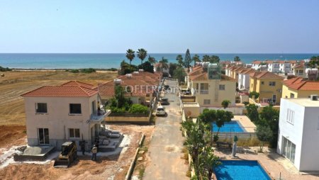3 Bed Bungalow for Sale in Ayia Thekla, Ammochostos - 10