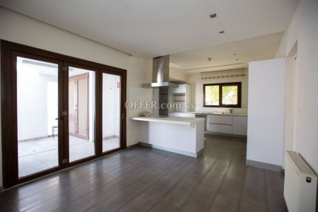 New For Sale €683,550 House (1 level bungalow) 4 bedrooms, Detached Agios Dometios Nicosia - 9
