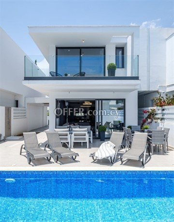 4 Βedroom Ηouse  In Dekelia, Larnaka - Next To A Green Area - 4