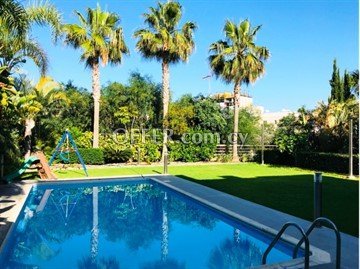 Luxury 5+1 Bedroom Villa  and  300 Meters From The Beach In Limassol - 4