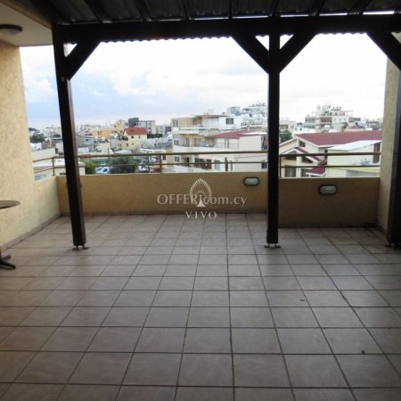 RESALE 2 BEDROOM APARTMENT WITH BIG VERANDA IN THE CENTER OF TOWN - 4