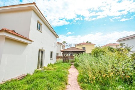 3 Bed Detached Villa for Sale in Pervolia, Larnaca - 7