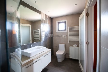New For Sale €646,000 House (1 level bungalow) 4 bedrooms, Detached Egkomi Nicosia - 3