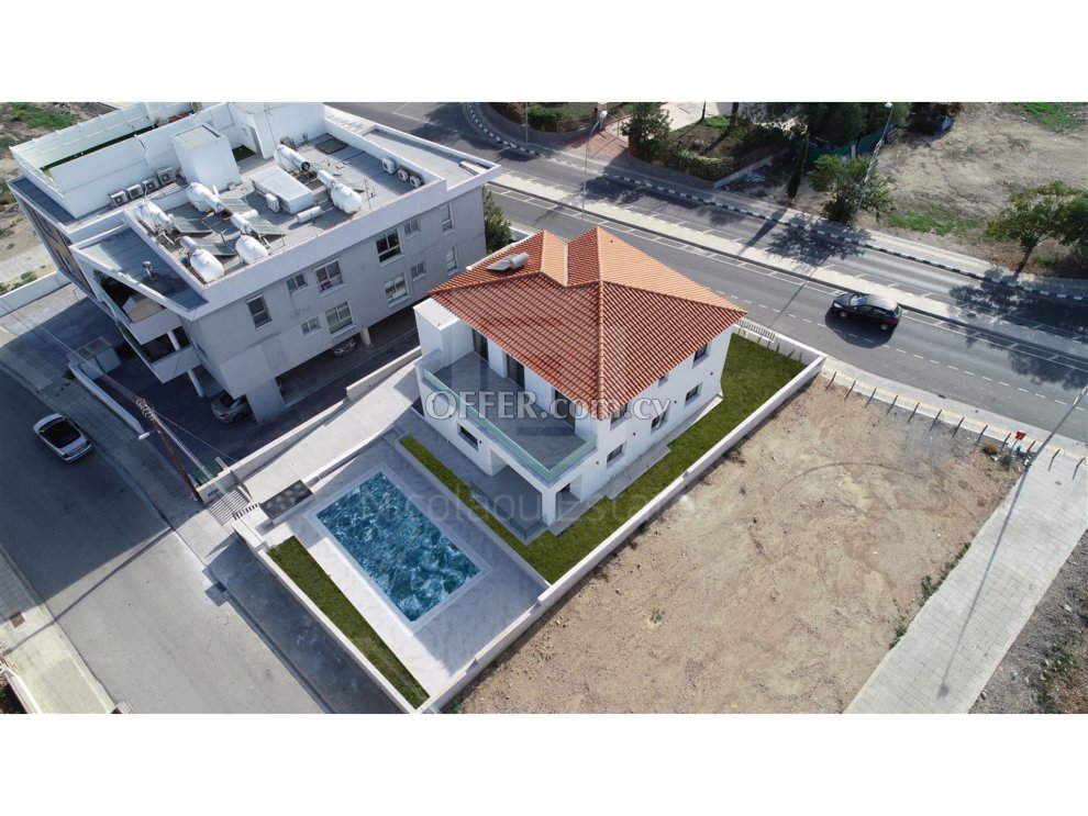 Five Bedroom Villa for Rent in GSP Latsia Nicosia - 1