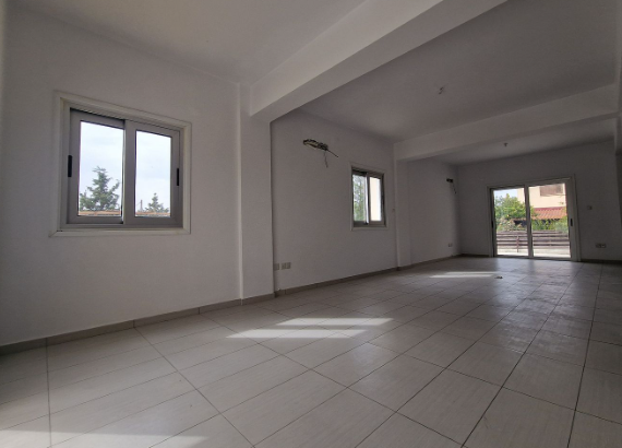 New For Sale €240,000 House 4 bedrooms, Detached Deftera Pano Nicosia - 9