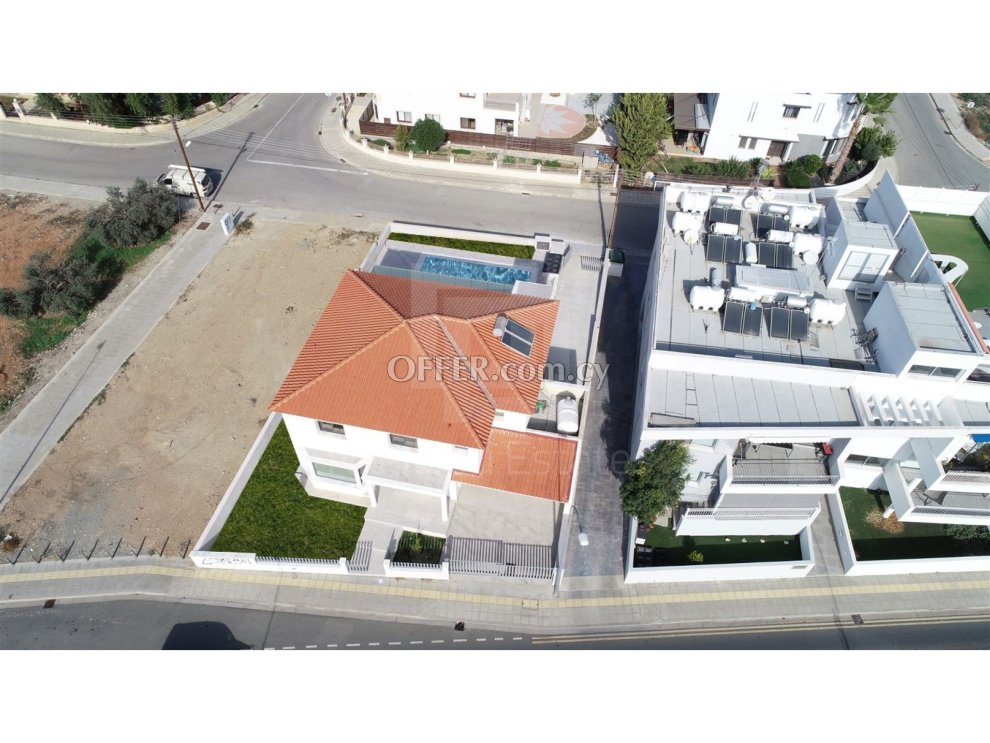 Five Bedroom Villa for Rent in GSP Latsia Nicosia - 4